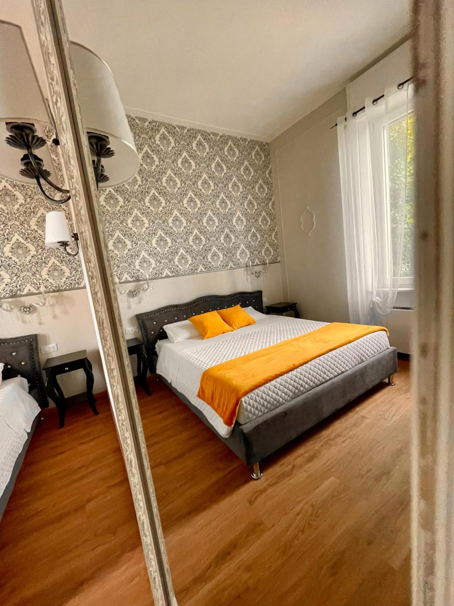 Domus 44 Rooms Verona Buitenkant foto